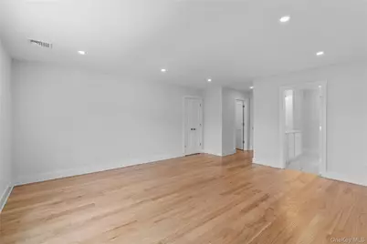 561 King Street, Port Chester, NY 10573 - Photo 16