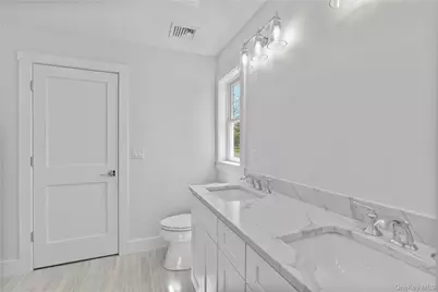 561 King Street, Port Chester, NY 10573 - Photo 24