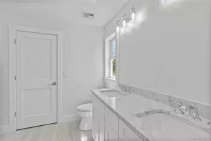 561 King St, Port Chester, NY 10573 - Photo 24