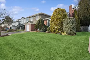 1123 Bernard Dr, Westbury, NY 11590 - Photo 4