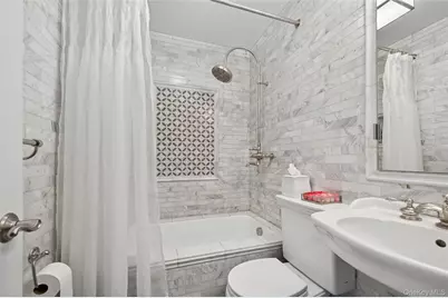 1123 Bernard Drive, Westbury, NY 11590 - Photo 36