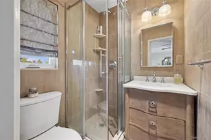 1123 Bernard Dr, Westbury, NY 11590 - Photo 38