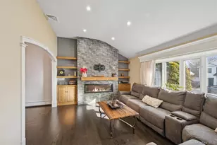 1123 Bernard Dr, Westbury, NY 11590 - Photo 28