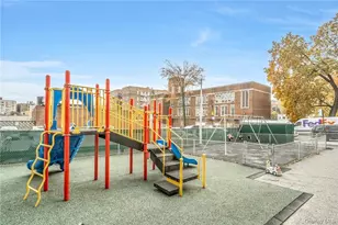 3530 Henry Hudson Pkwy, Bronx, NY 10463 - Photo 24