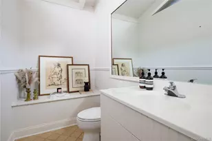 15 Lake View Ct, Southampton, NY 11968 - Photo 8