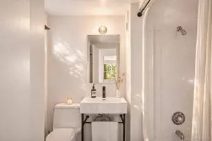 15 Lake View Ct, Southampton, NY 11968 - Photo 16