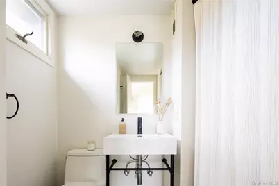 15 Lake View Court, Southampton, NY 11968 - Photo 10