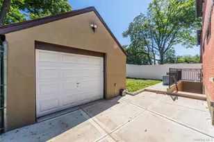 64-31 138th St, Flushing, NY 11367 - Photo 22