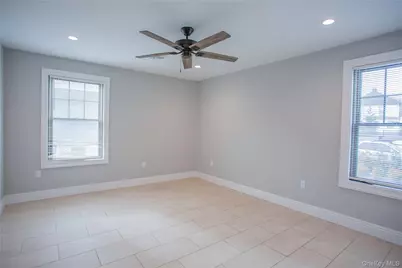 59 Clinton Avenue, Inwood, NY 11096 - Photo 18