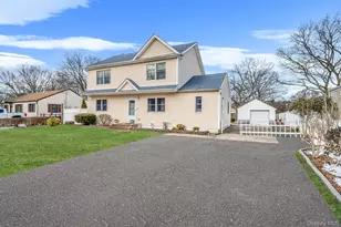 777 Johnson Ave, Ronkonkoma, NY 11779 - Photo 4