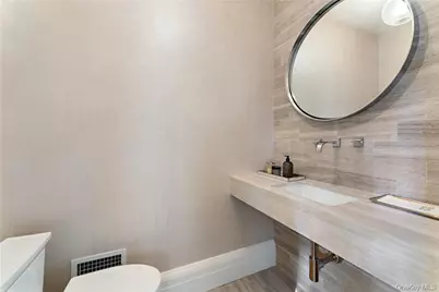 100 Morris Lane, Scarsdale, NY 10583 - Photo 18