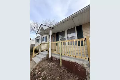 717 Doane Avenue, Bellport, NY 11713 - Photo 2