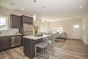 201 Ashley Ct, North Babylon, NY 11703 - Photo 20