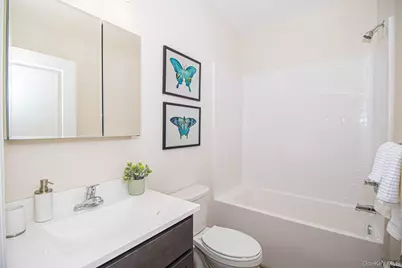 201 Ashley Court, North Babylon, NY 11703 - Photo 12