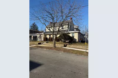 17045 83rd Avenue, Jamaica, NY 11432 - Photo 2
