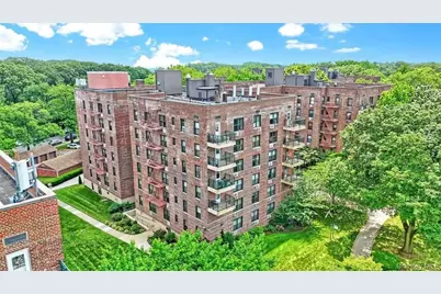 224-24 Union Turnpike #4J, Oakland Gardens, NY 11364 - Photo 18