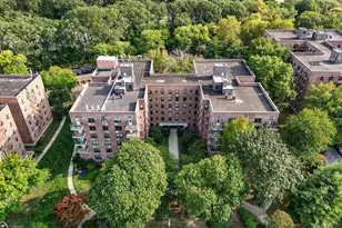 224-24 Union Tpke, Oakland Gardens, NY 11364 - Photo 20