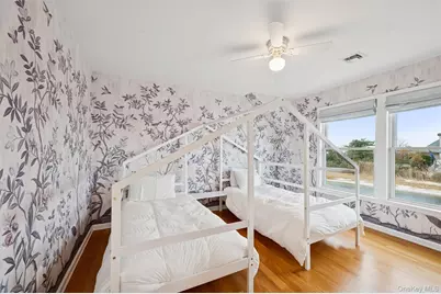 112 Pine Avenue, Flanders, NY 11901 - Photo 14