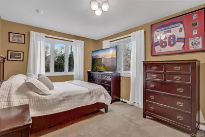 11 Fishermans Drive, Port Washington, NY 11050 - Photo 18