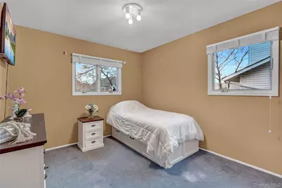 11 Fishermans Drive, Port Washington, NY 11050 - Photo 20