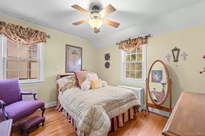 47-52 245th Street, Douglaston, NY 11362 - Photo 18