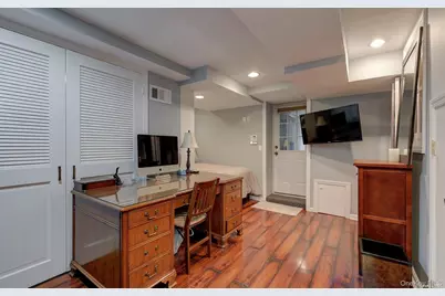 246 Park Avenue, Manhasset, NY 11030 - Photo 28