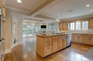 246 Park Ave, Manhasset, NY 11030 - Photo 18