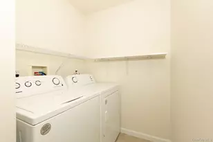 316 Flurry Ln, West Babylon, NY 11704 - Photo 14