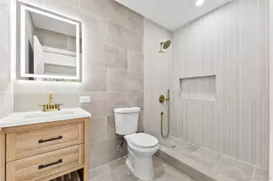 311 Lyon St, Valley Stream, NY 11580 - Photo 40