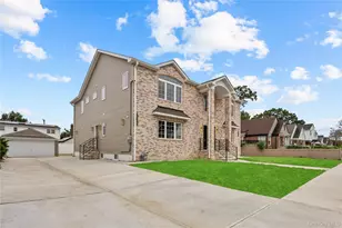 311 Lyon St, Valley Stream, NY 11580 - Photo 2