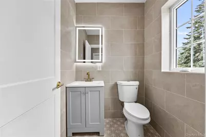 311 Lyon Street, Valley Stream, NY 11580 - Photo 18