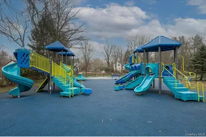 125 Travers Avenue, Mamaroneck, NY 10543 - Photo 26