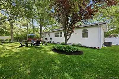 241 Commonwealth Avenue, Massapequa, NY 11758 - Photo 38