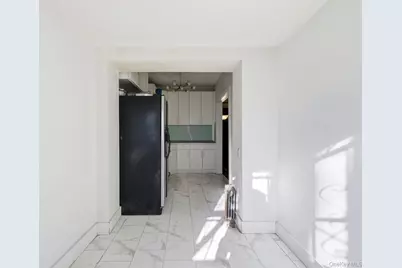 372 Parkside Avenue, Brooklyn, NY 11226 - Photo 10