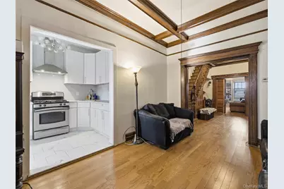 372 Parkside Avenue, Brooklyn, NY 11226 - Photo 8