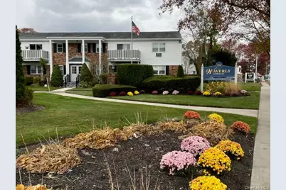 260 Waverly Avenue #15, Patchogue, NY 11772 - Photo 2
