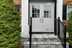 260 Waverly Ave, Patchogue, NY 11772 - Photo 4