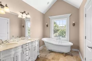 30 Hampton Dr, Center Moriches, NY 11934 - Photo 16
