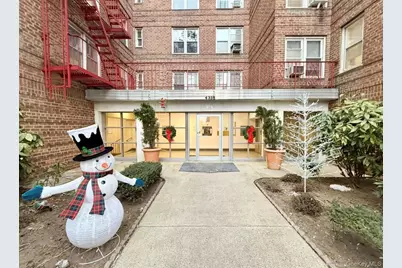 43-35 Union Street #2G, Flushing, NY 11355 - Photo 2