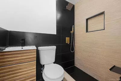 179-11 120th Avenue, Saint Albans, NY 11434 - Photo 18