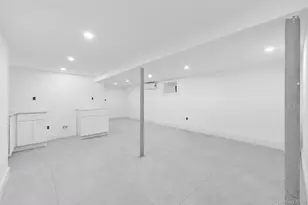 179-11 120th Ave, Saint Albans, NY 11434 - Photo 10