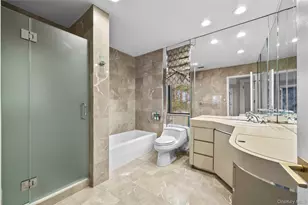 1 Yale Dr, Manhasset, NY 11030 - Photo 20