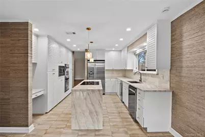 1 Yale Drive, Manhasset, NY 11030 - Photo 6