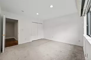 1 Yale Dr, Manhasset, NY 11030 - Photo 22