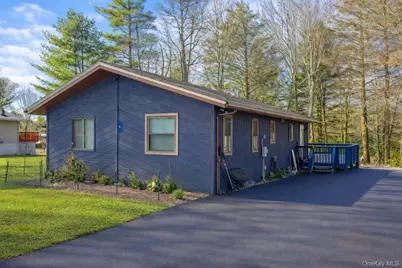 9 Gail Drive, Loch Sheldrake, NY 12759 - Photo 2