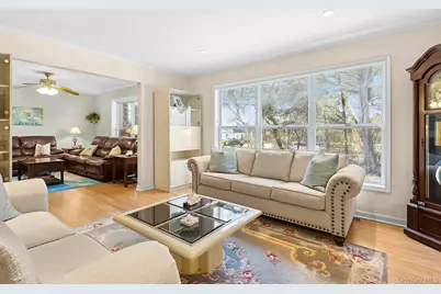 17 Cove View Road, Sag Harbor, NY 11963 - Photo 2