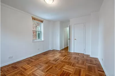 60 Knolls Crescent #7L, Bronx, NY 10463 - Photo 10