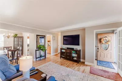 14 Cypress Street, Farmingdale, NY 11735 - Photo 2