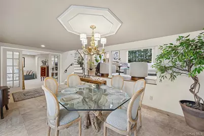 17 Dover Lane, Old Bethpage, NY 11804 - Photo 4