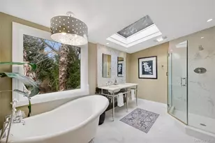 17 Dover Ln, Old Bethpage, NY 11804 - Photo 22